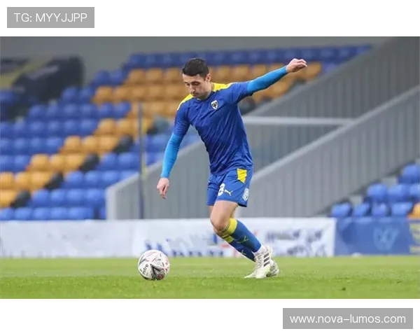 阿贾克斯反击效率持续提升，攻防转换表现稳健