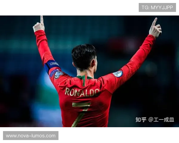 C罗与贝利历史地位及时代影响力对比分析