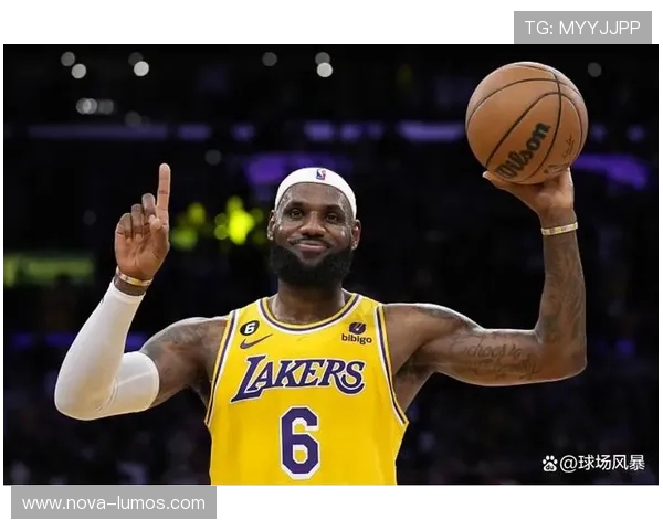 勒布朗连续季后赛关键挡拆助攻率提升明显拉开进攻空间
